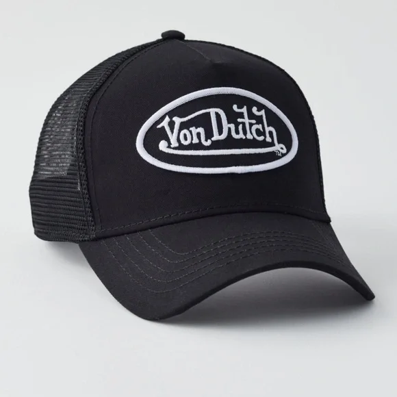 Von Dutch | Accessories | Von Dutch Classic 5 Trucker Hat  display picture 1